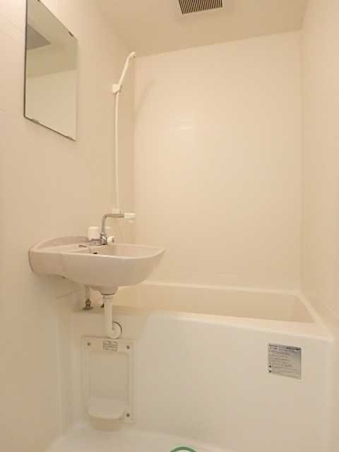 ��ʌ��������܎s�k��听���S���ڂ̃}���V�����̃o�X