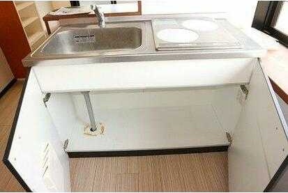 ��ʌ��������܎s��{����ؒ��S���ڂ̃}���V�����̃L�b�`��