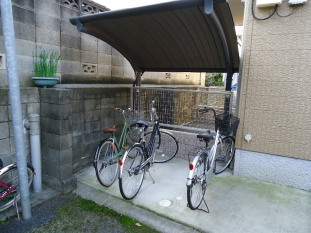 ��ʌ��������܎s��{��k�ܒ��P���ڂ̃A�p�[�g�̂��̑�