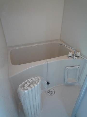 ��ʌ�����s�����P���ڂ̃A�p�[�g�̃o�X