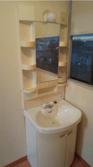 ��ʌ��������܎s������厚�@���̃A�p�[�g�̐��ʏ�