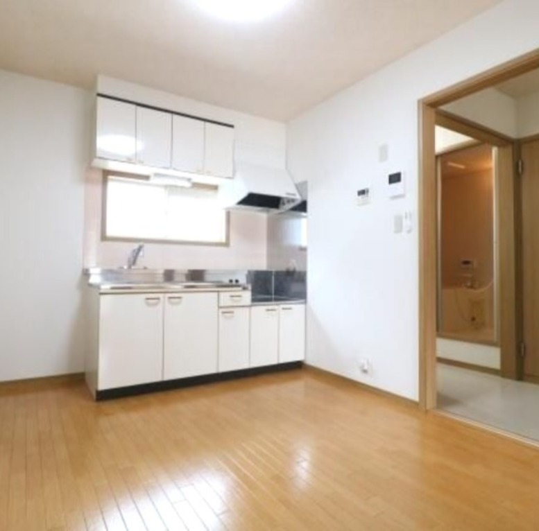 ��ʌ��������܎s�����擌��{�P���ڂ̃A�p�[�g�̂��̑��ݔ�