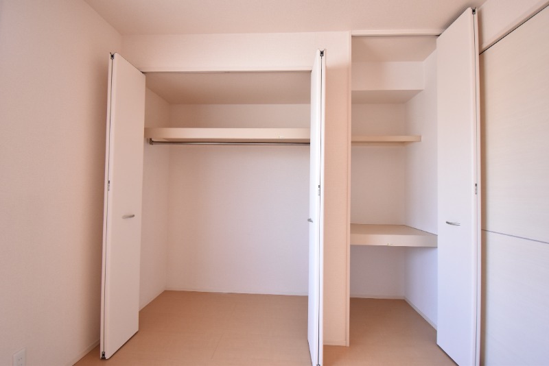 ��ʌ��������܎s����厚���V�n�̃A�p�[�g�̎��[