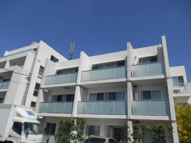 ��ʌ��������܎s�Y�a��̉ƂU����15-11�̃}���V�����̌����O��