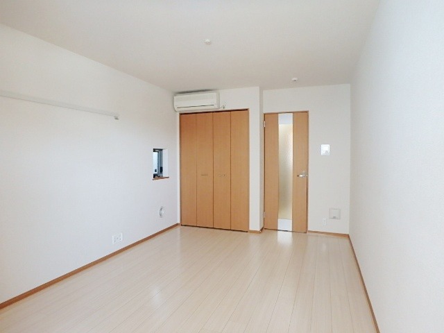 ��ʌ��������܎s��{����ؒ��S���ڂ̃}���V�����̋��ԁE���r���O