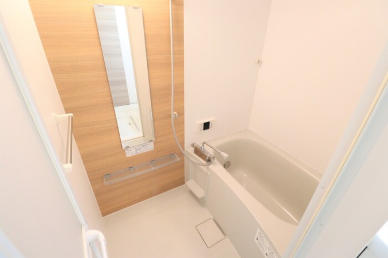 ��ʌ������s�ٓV�P���ڂ̃A�p�[�g�̃o�X