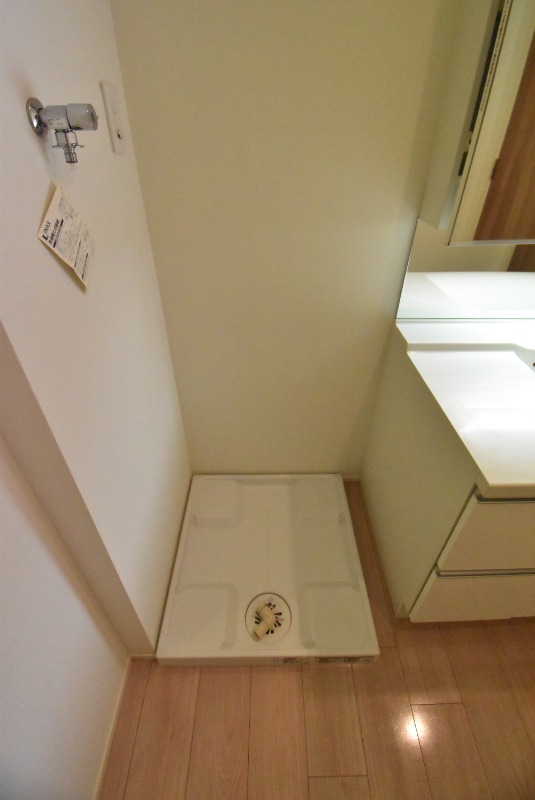 ��ʌ��������܎s�Y�a��̉ƂU���ڂ̃}���V�����̂��̑�