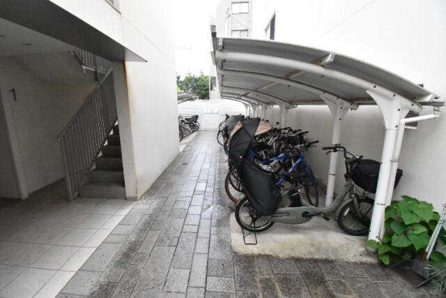 ��ʌ��������܎s�Y�a��̉ƂU���ڂ̃}���V�����̂��̑�