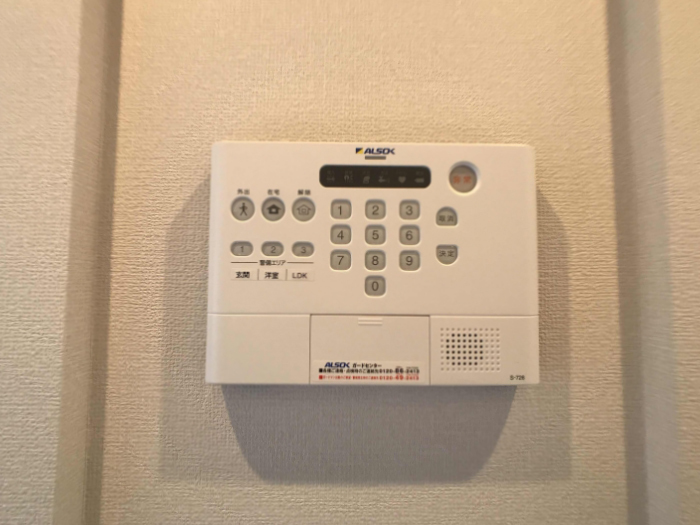 ��ʌ��z�J�s���C�N�^�E���X���ڂ̃A�p�[�g�̂��̑�