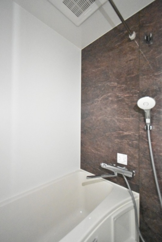 ��ʌ��������܎s���搼�x�X���ڂ̃A�p�[�g�̃o�X