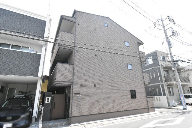 ��ʌ��������܎s���搼�x�X����21-12�̃A�p�[�g�̌����O��