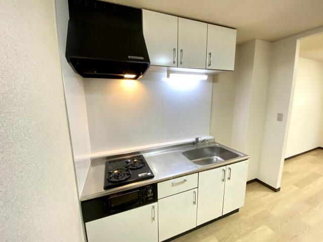 ��ʌ��������܎s������厚���[��̃}���V�����̃L�b�`��