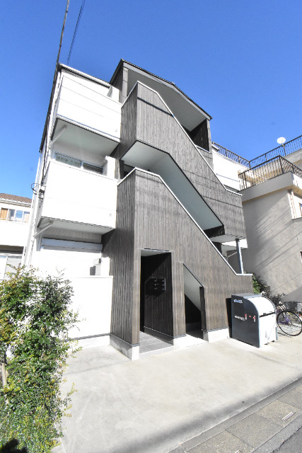 ��ʌ��������܎s�������a�c���P����1007-3�̃A�p�[�g�̌����O��