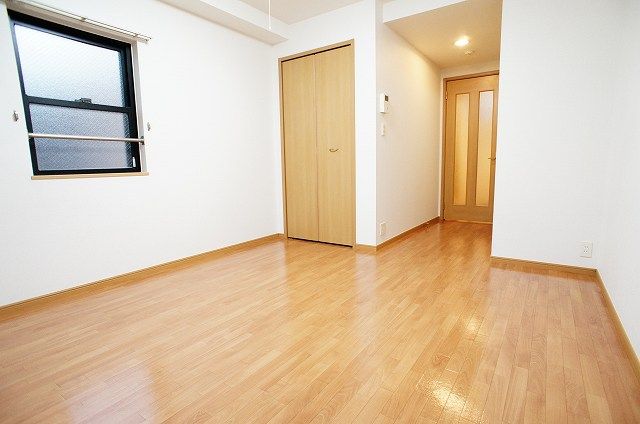 ��ʌ�����s�؂S���ڂ̃}���V�����̂��̑������E�X�y�[�X