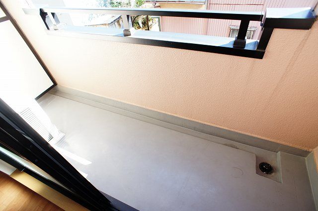 ��ʌ�����s�؂S���ڂ̃}���V�����̃o���R�j�[