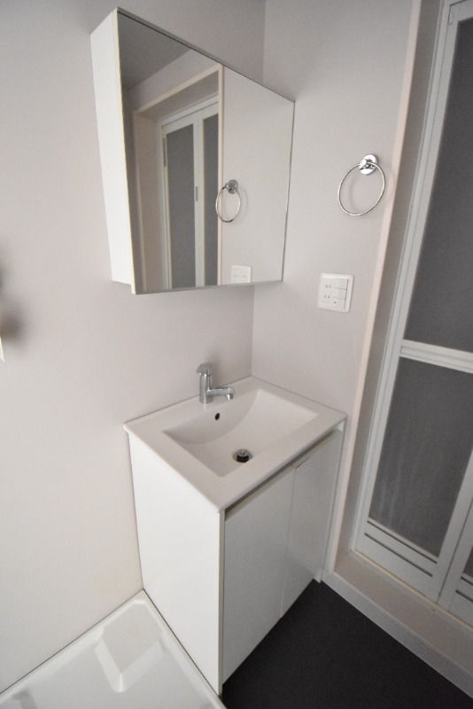 ��ʌ��������܎s�������a�c���P���ڂ̃A�p�[�g�̐��ʏ�