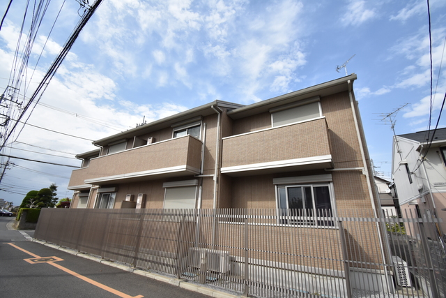 ��ʌ��������܎s������厚����851-2�̃A�p�[�g�̌����O��