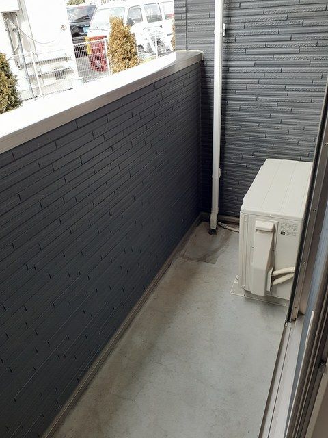 ��ʌ��������܎s����{�O���̃A�p�[�g�̃o���R�j�[