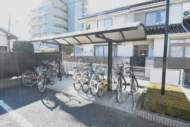 ��ʌ��������܎s�k����i���Q���ڂ̃A�p�[�g�̂��̑�