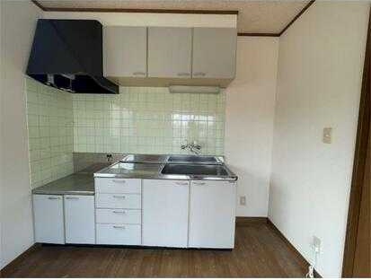 ��ʌ��������܎s��΋�厚���������̃A�p�[�g�̃L�b�`��