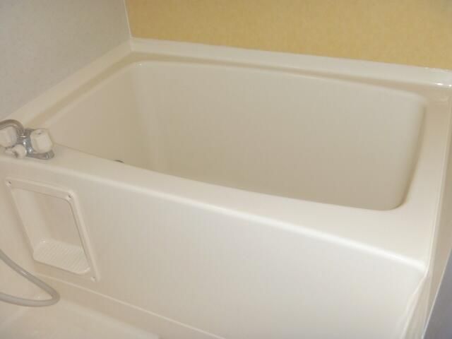 ��ʌ��������܎s������厚�@���̃A�p�[�g�̃o�X