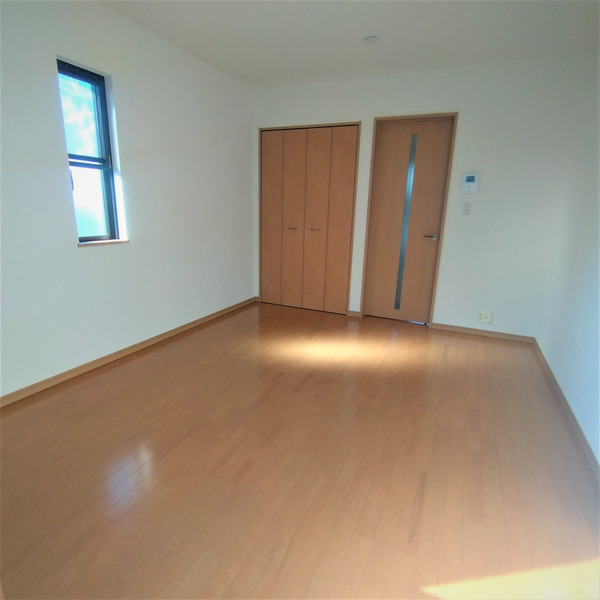 ��ʌ�����s�씵���J�P���ڂ̃A�p�[�g�̂��̑������E�X�y�[�X