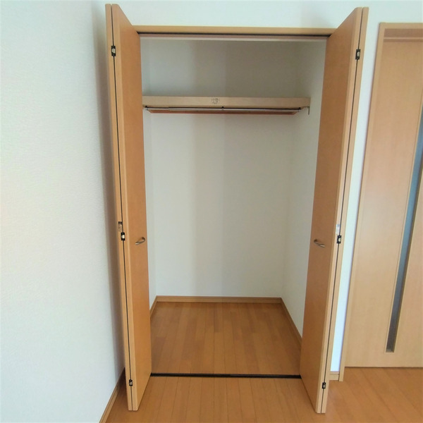 ��ʌ�����s�씵���J�P���ڂ̃A�p�[�g�̎��[