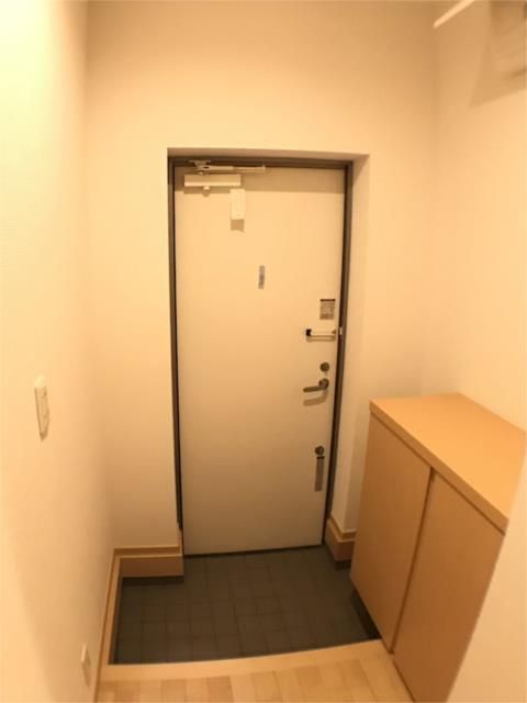 ��ʌ�����s�씵���J�S���ڂ̃A�p�[�g�̌���