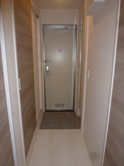 ��ʌ�����s�핽�Q���ڂ̃A�p�[�g�̌���