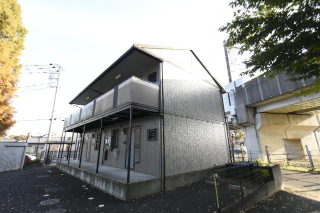 ��ʌ��k�����S�ɓޒ��厚�H�т̃A�p�[�g�̃G���g�����X