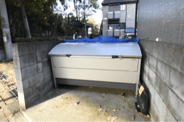 ��ʌ��k�����S�ɓޒ��厚�H�т̃A�p�[�g�̂��̑�