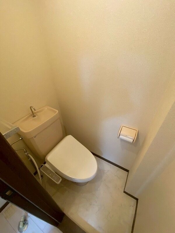 ��ʌ��������܎s�����扺�����S���ڂ̃A�p�[�g�̃g�C��