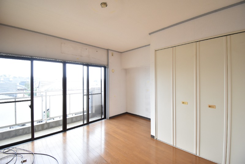 ��ʌ��������܎s��{��听���R���ڂ̃}���V�����̋��ԁE���r���O