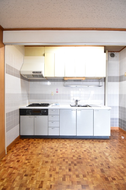 ��ʌ��������܎s��{��听���R���ڂ̃}���V�����̃L�b�`��