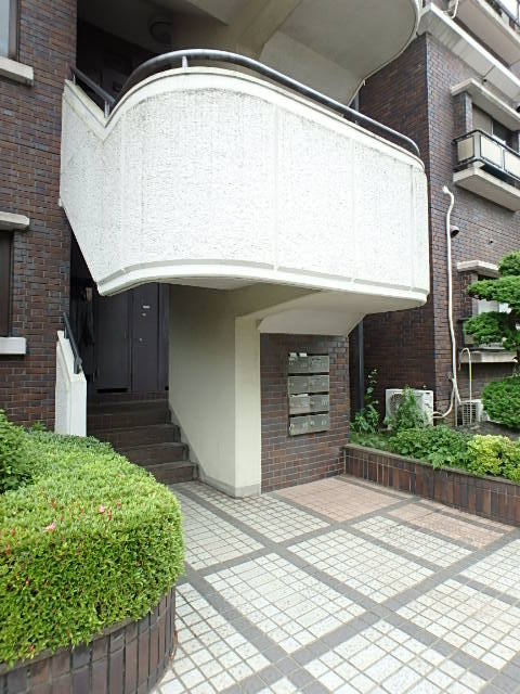 ��ʌ��������܎s��{��听���R���ڂ̃}���V�����̃G���g�����X