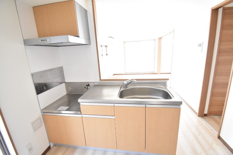 ��ʌ��������܎s��{��O���Q���ڂ̃}���V�����̃L�b�`��