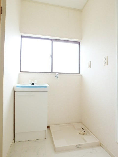 ��ʌ��������܎s��{��x�̓����P���ڂ̃A�p�[�g�̐��ʏ�