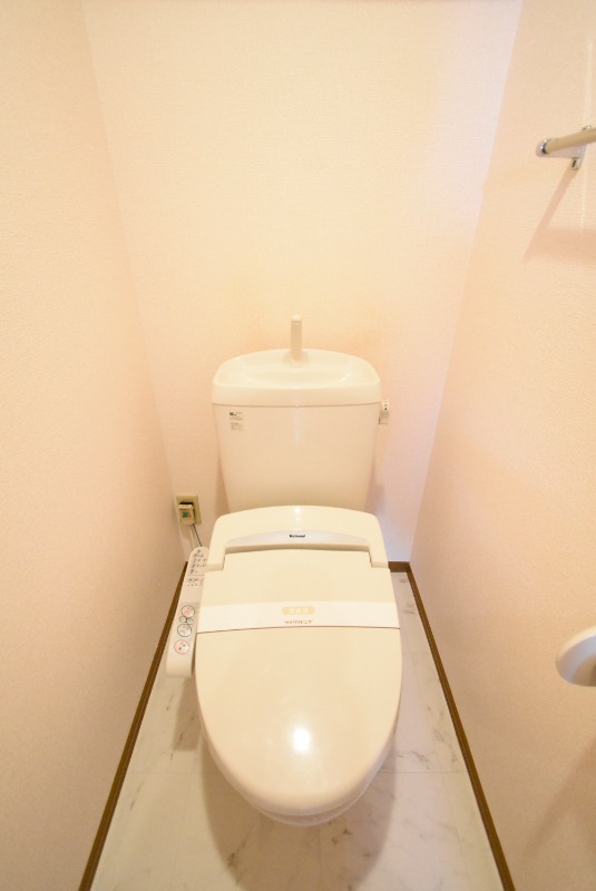 ��ʌ��������܎s��{��O���S���ڂ̃A�p�[�g�̃g�C��