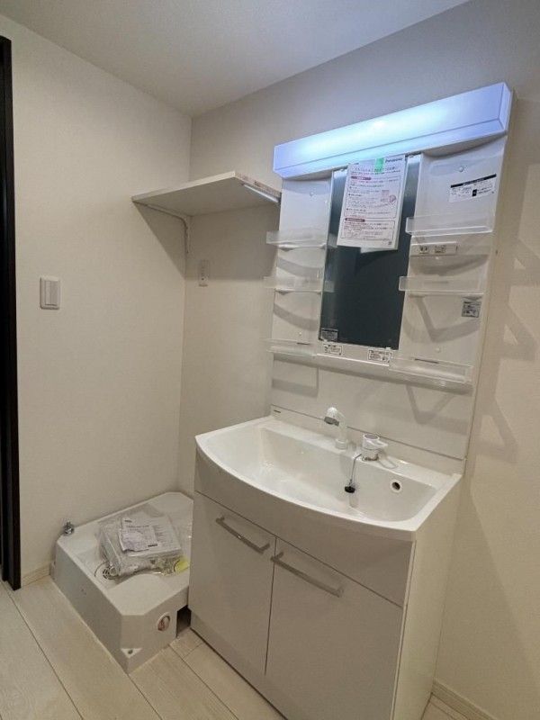 ��ʌ��������܎s��{��O���Q���ڂ̃A�p�[�g�̐��ʏ�