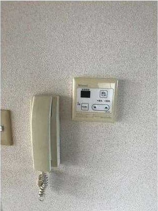 ��ʌ��������܎s��΋�钬�Q���ڂ̃A�p�[�g�̂��̑��ݔ�