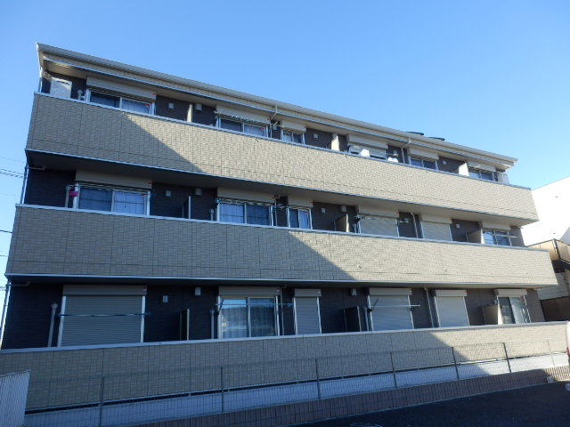 ��ʌ��������܎s�����擌��{�V����45-4�̃A�p�[�g�̌����O��