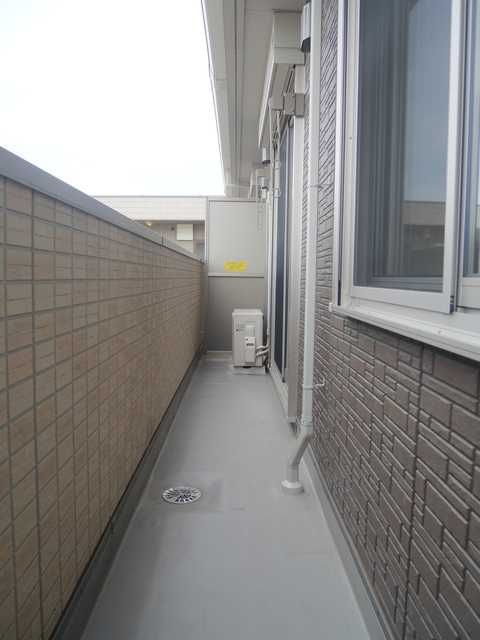 ��ʌ��������܎s�����擌��{�V���ڂ̃A�p�[�g�̃o���R�j�[