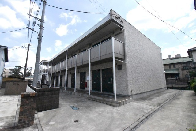 ��ʌ������s�h���R����9-16-5�̃A�p�[�g�̌����O��