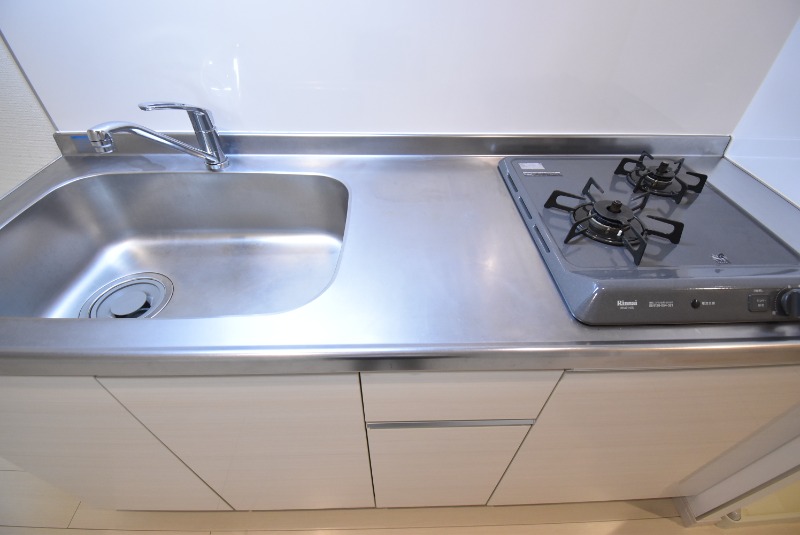 ��ʌ������s�h���R���ڂ̃A�p�[�g�̃L�b�`��