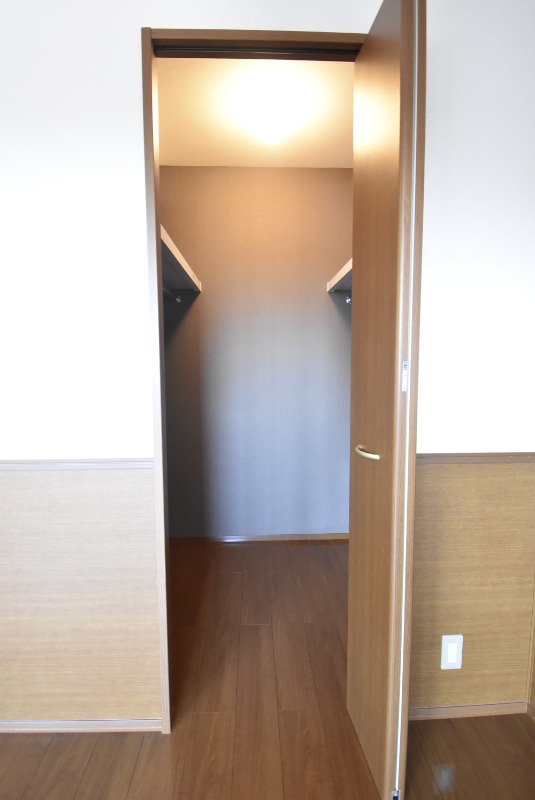 ��ʌ��������܎s��{��O���S���ڂ̃A�p�[�g�̎��[