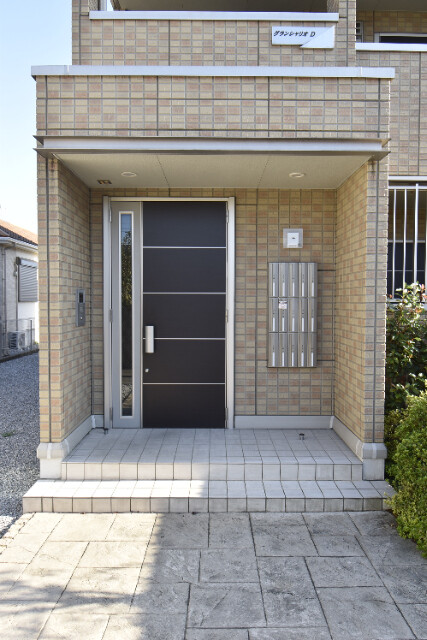 ��ʌ��������܎s��{��O���S���ڂ̃A�p�[�g�̃G���g�����X