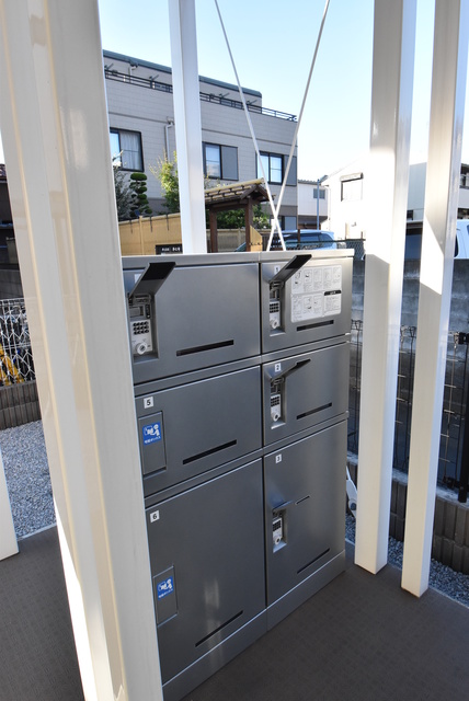 ��ʌ������s�h���R���ڂ̃A�p�[�g�̂��̑�