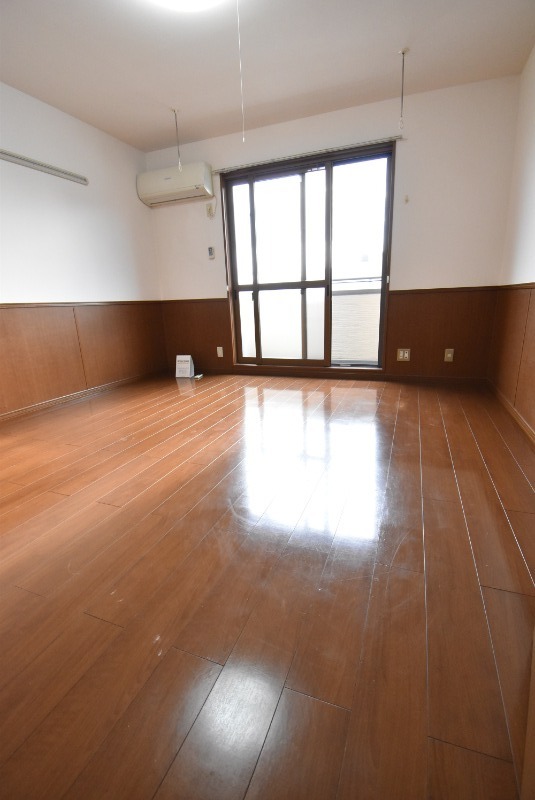 ��ʌ��������܎s��{����ؒ��S���ڂ̃A�p�[�g�̂��̑������E�X�y�[�X