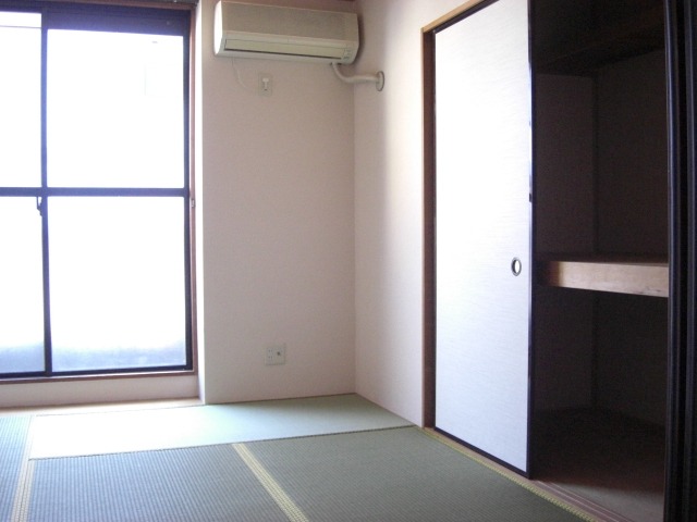 ��ʌ�����s������U���ڂ̃A�p�[�g�̂��̑�