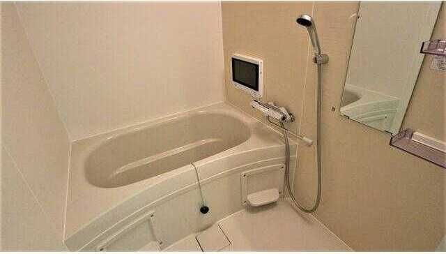 ��ʌ��@�c�s��P���ڂ̃A�p�[�g�̃o�X